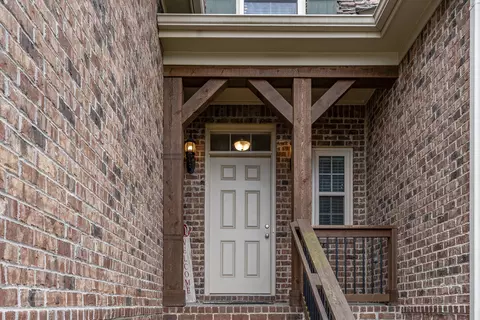 Exterior - 6033 Spade Dr, Spring Hill, TN 37174 photo 3 of 8