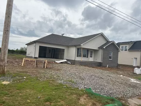 107 Meadowbrook Dr, Shelbyville, TN 37160