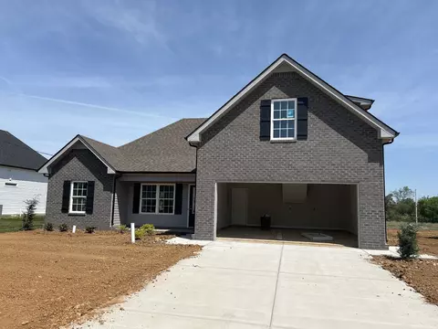 216 Meadowbrook Dr, Shelbyville, TN 37160