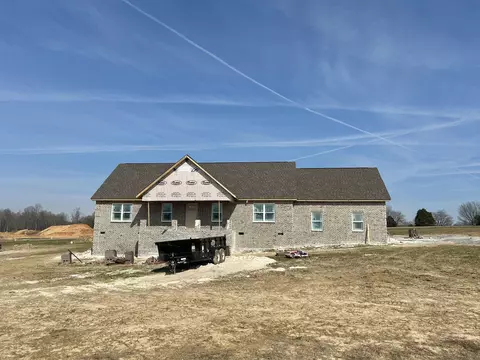 332 Big Sky Dr, Manchester, TN 37355