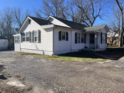 4204 Woodbury Pike, Murfreesboro, TN 37127