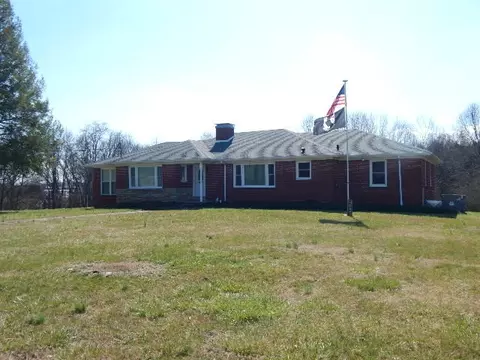 278 E Green Hill Rd, Smithville, TN 37166
