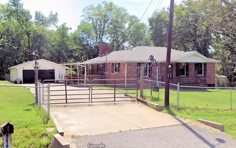 1411 Dotsonville Rd, Clarksville, TN 37042