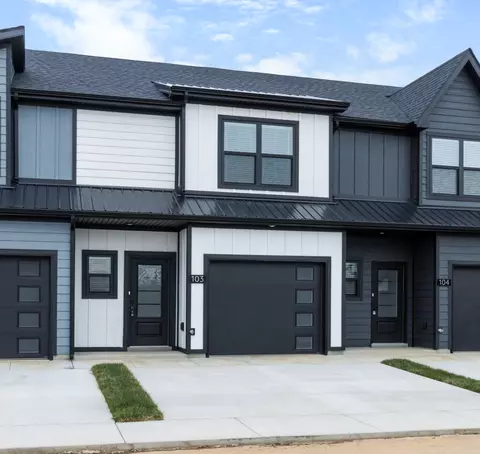103 Jonathan Wade Cir, Clarksville, TN 37043