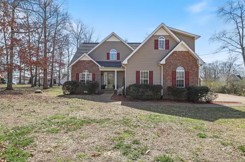 185 Contrary Rd, Burns, TN 37029