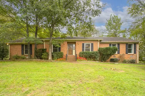 2112 Hartland Rd, Franklin, TN 37069