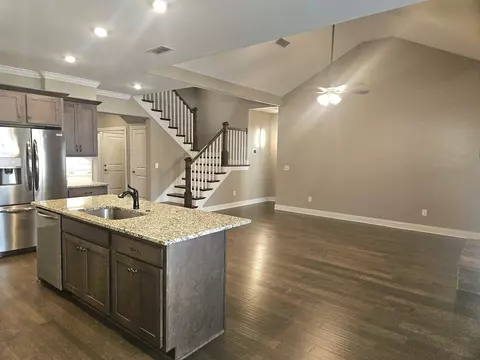331 Edna May Dr, Murfreesboro, TN 37128