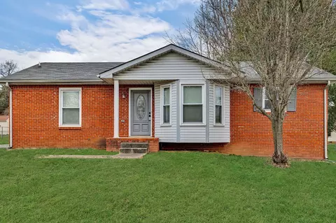 2834 Teakwood Dr, Clarksville, TN 37040