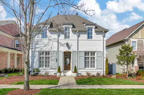 2928 Americus Dr, Thompsons Station, TN 37179