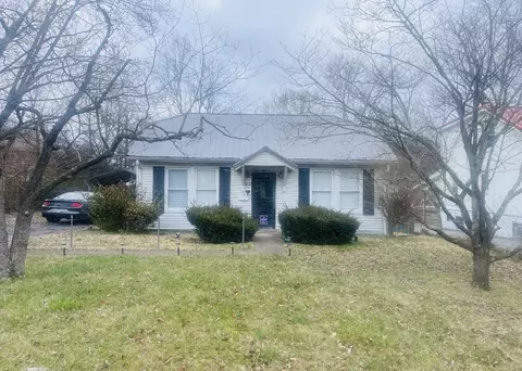 412 W 15th St, Columbia, TN 38401