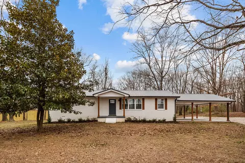 1340 State Highway 96, Burns, TN 37029