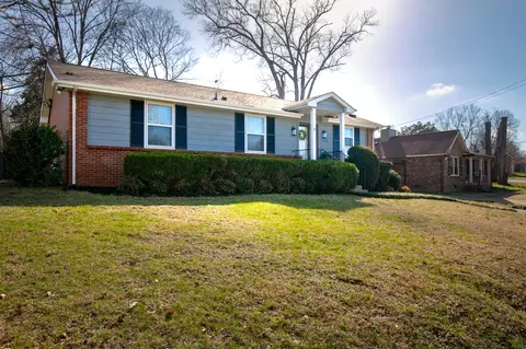 3105 Blackwood Dr, Nashville, TN 37214