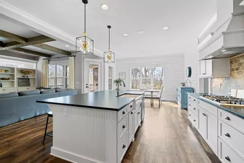 Kitchen - 4095 Old Light Cir, Arrington, TN 37014 photo 6 of 8