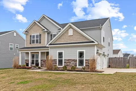 7985 Regiment Dr, Spring Hill, TN 37174