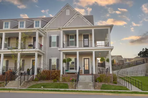 2333 Fairchild Cir #103, Nolensville, TN 37135
