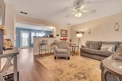 425 Shoshone Pl, Murfreesboro, TN 37128