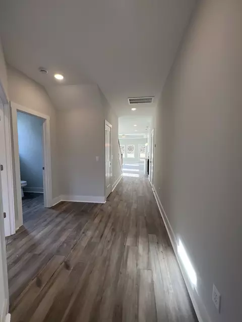 Entry Way - 129 Cavalvade Loop, Gallatin, TN 37066 photo 3 of 8