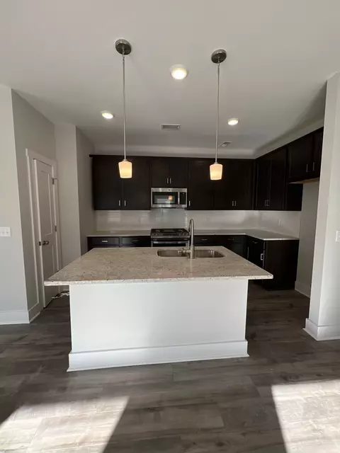 Kitchen - 129 Cavalvade Loop, Gallatin, TN 37066 photo 4 of 4