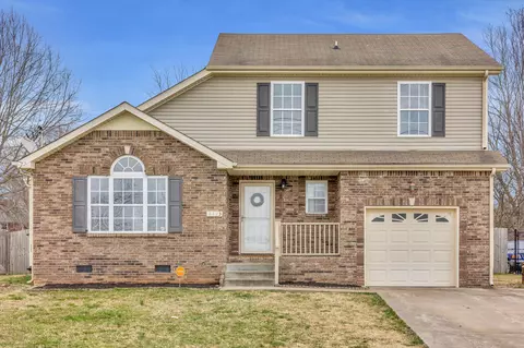 3423 Queensbury Rd, Clarksville, TN 37042
