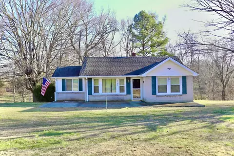 1500 Highway 13, Cunningham, TN 37052