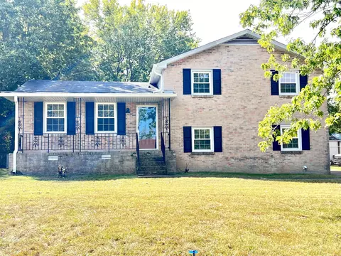 720 Roman Dr, Nashville, TN 37207