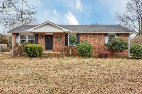 3801 Barfield Crescent Rd, Murfreesboro, TN 37128