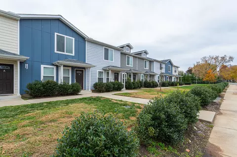841 Hastings St #B, Murfreesboro, TN 37130