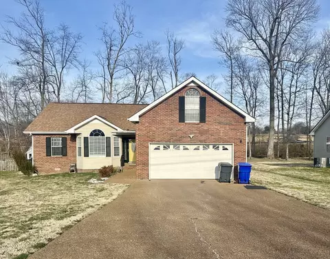 210 Beechbrook Ct, White House, TN 37188