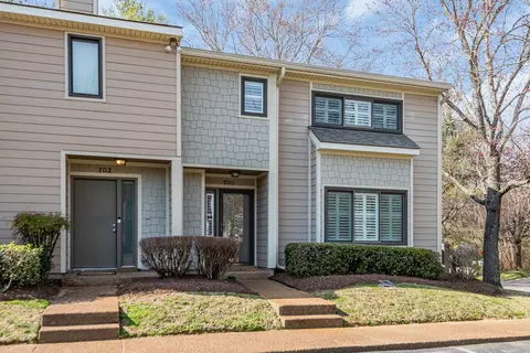 700 Barlin Ct, Nashville, TN 37221