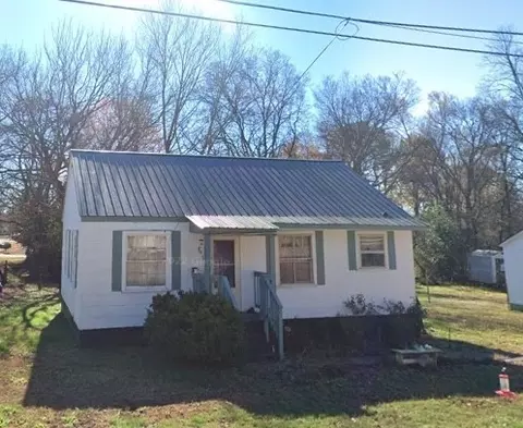 107 7th Ave SW, Winchester, TN 37398
