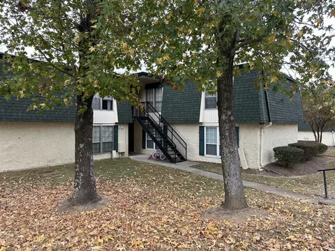 900 Mountain Creek Rd # 482, Chattanooga, TN 37405