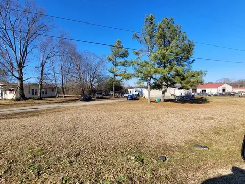 198 Fox Ln, Shelbyville, TN 37160
