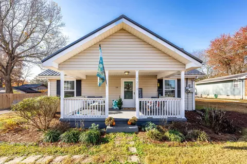 1310 Boy Scout Rd, Hixson, TN 37343