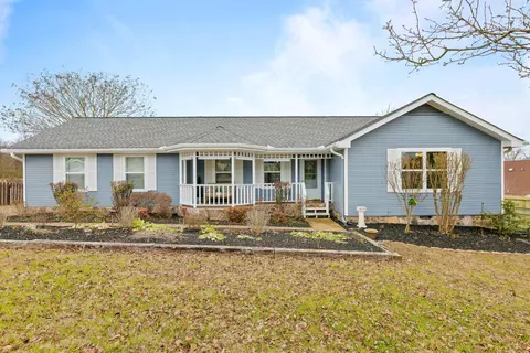 8025 Kittrell Ln, Ooltewah, TN 37363
