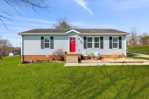 1117 Wynnewood Dr, Castalian Springs, TN 37031