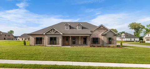 104 Denton Ct, Clarksville, TN 37043