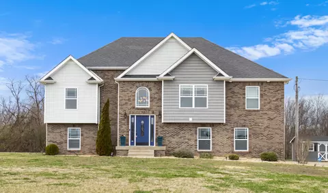 4124 Old Highway 48, Southside, TN 37171