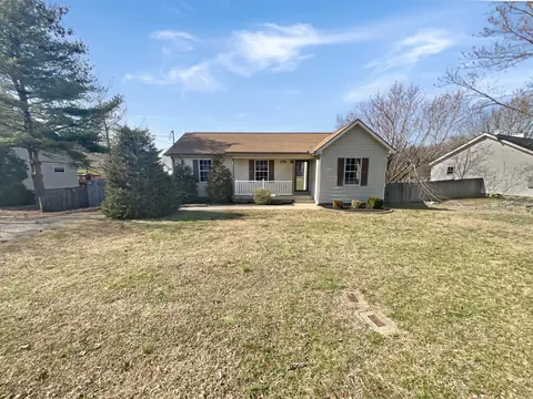 1530 Ridgemont Dr, La Vergne, TN 37086