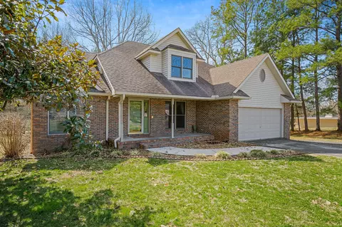 203 James St, Mcminnville, TN 37110