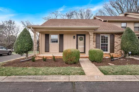 2172 Memorial Dr #B1, Clarksville, TN 37043