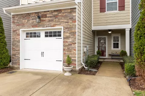 305 Shirebrook Cir, Spring Hill, TN 37174