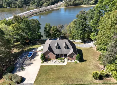 107 Whispering Hills Dr, Dover, TN 37058