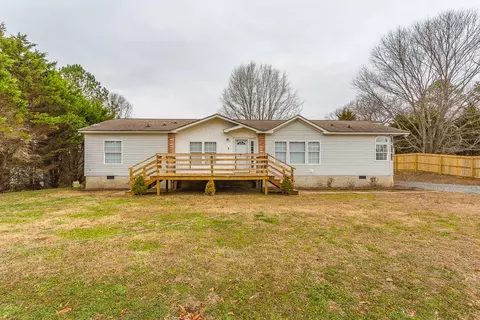 106 Old Orchard Dr, Chatsworth, GA 30705