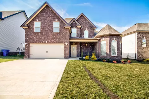 1536 Kestrel Dr, Clarksville, TN 37040