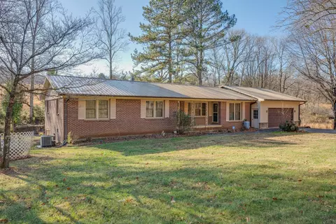 8654 California Branch Rd, Westpoint, TN 38486