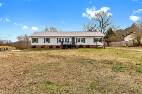 2278 Highway 100, Centerville, TN 37033