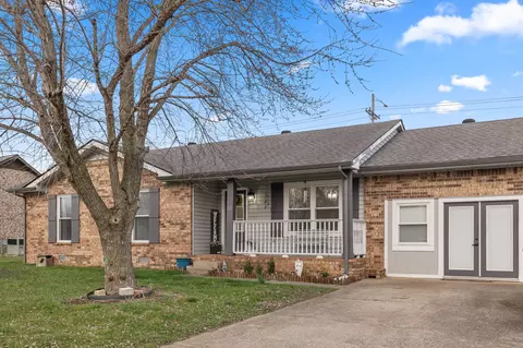 221 Bordeaux Ct, Smyrna, TN 37167
