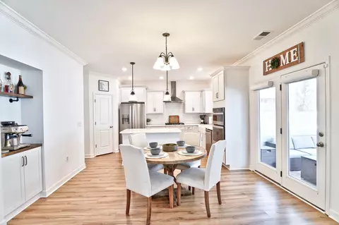 Dining - 5248 Pointer Pl, Murfreesboro, TN 37129 photo 2 of 3