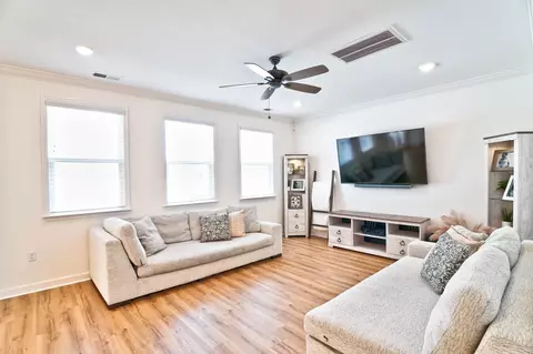 Living - 5248 Pointer Pl, Murfreesboro, TN 37129 photo 1 of 2