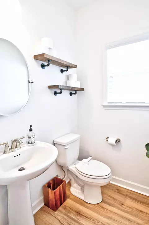 Bath - 5248 Pointer Pl, Murfreesboro, TN 37129 photo 1 of 4
